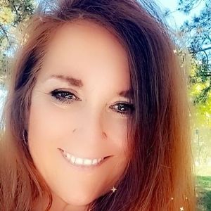 Meet your Posher, Kara